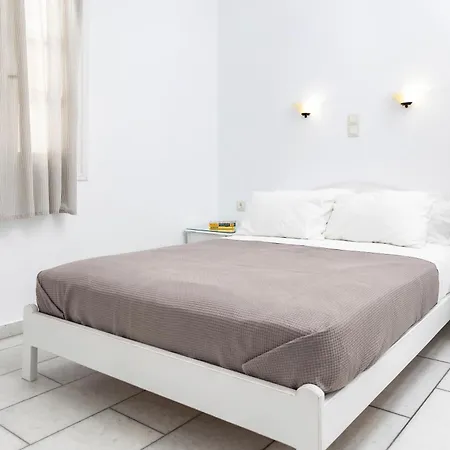 Depis & * Naxos City