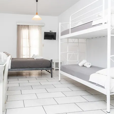 Depis & アパート Naxos City