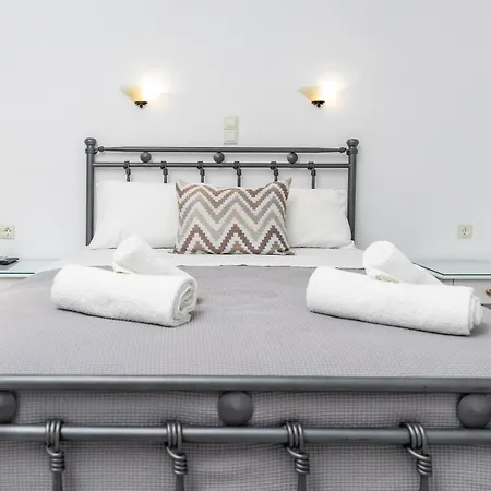 アパート Depis & Naxos City