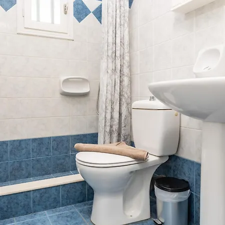 アパート Depis &